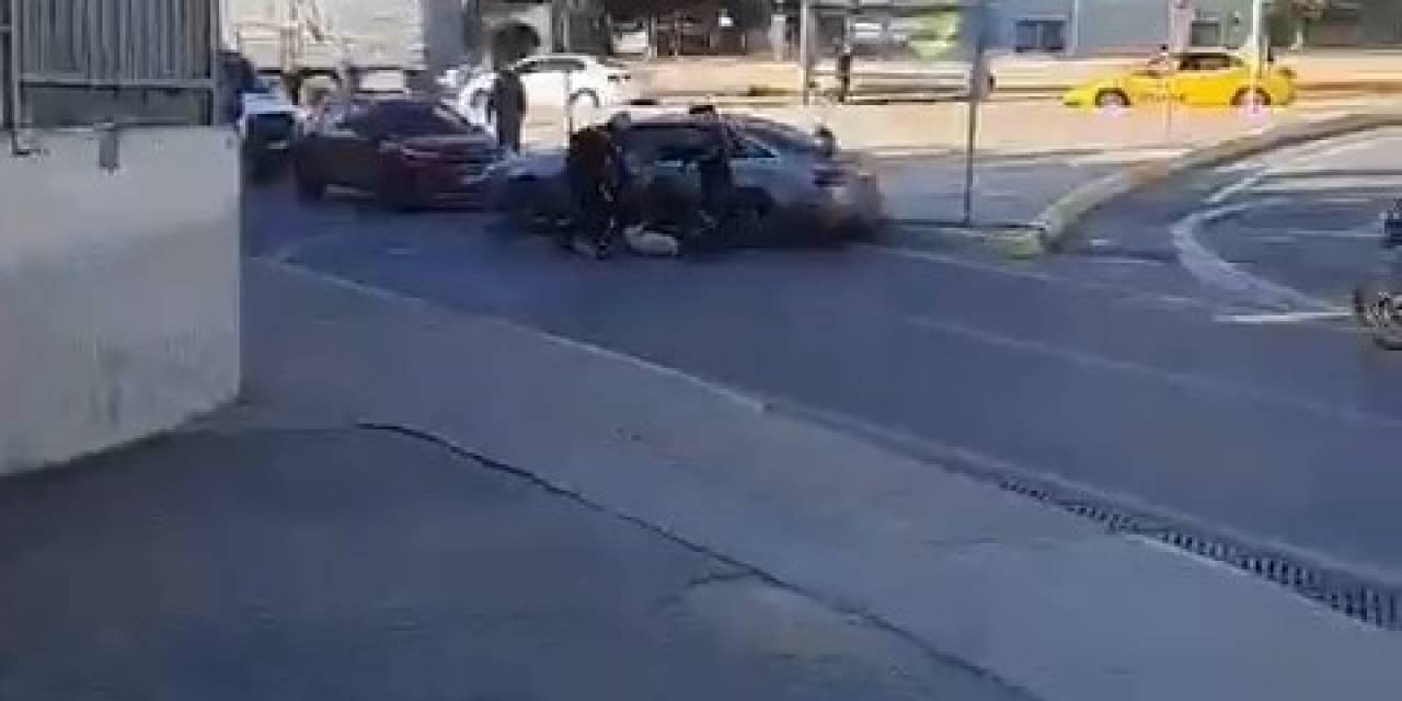 Ataşehir’de Polisin "Dur" İhtarına Uymayan Sürücü Gözaltına Alındı