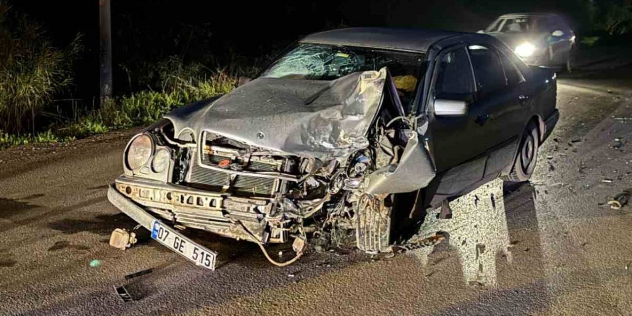 Antalya’da Otomobil İle Çarpışan Motosikletin Sürücüsü Hayatını Kaybetti