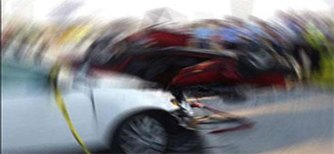 Rize'deki Kazada Sürücü Ölümden Döndü