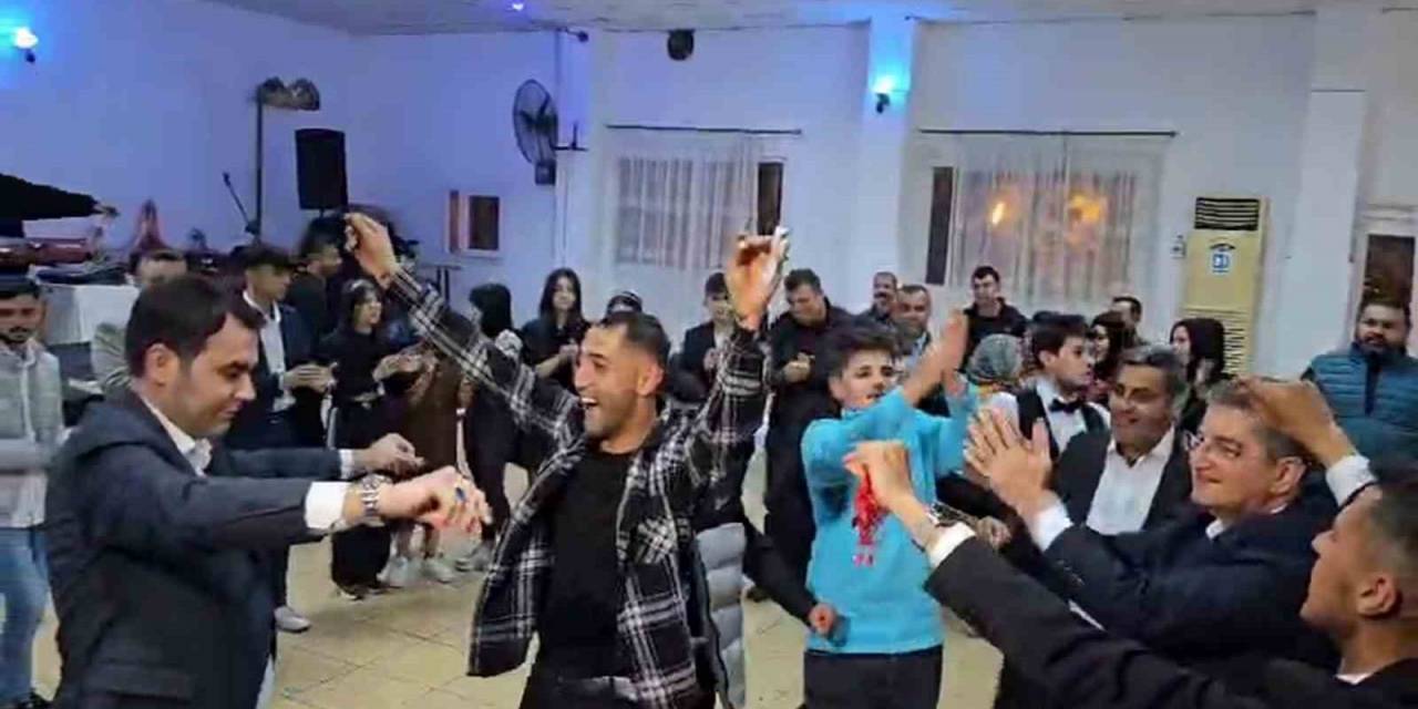 Cumhur İttifakı Adayı Ve Chp Adayından Karşılıklı Çiftetelli