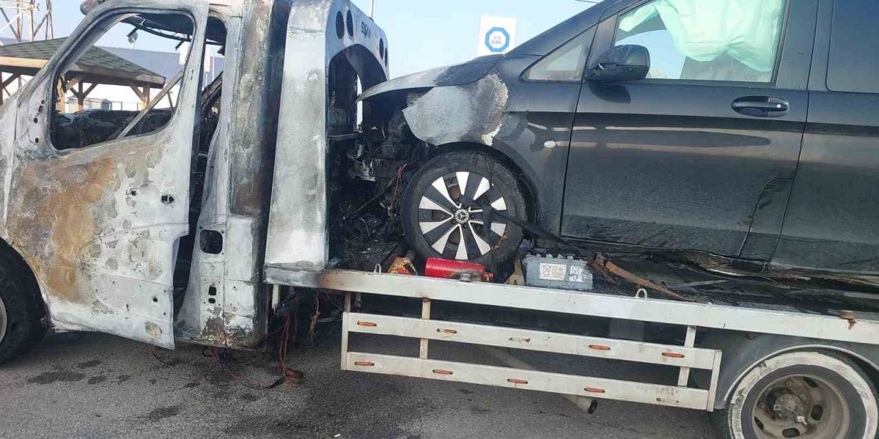 Mustafa Destici’nin Kaza Yapan Makam Aracını Taşıyan Çekici Amasya’da Yandı