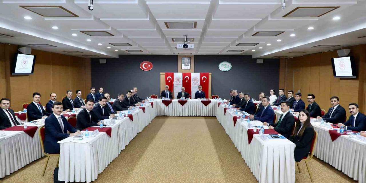 Konya’da Kaymakamlar Toplantısı Vali Özkan Başkanlığında Yapıldı