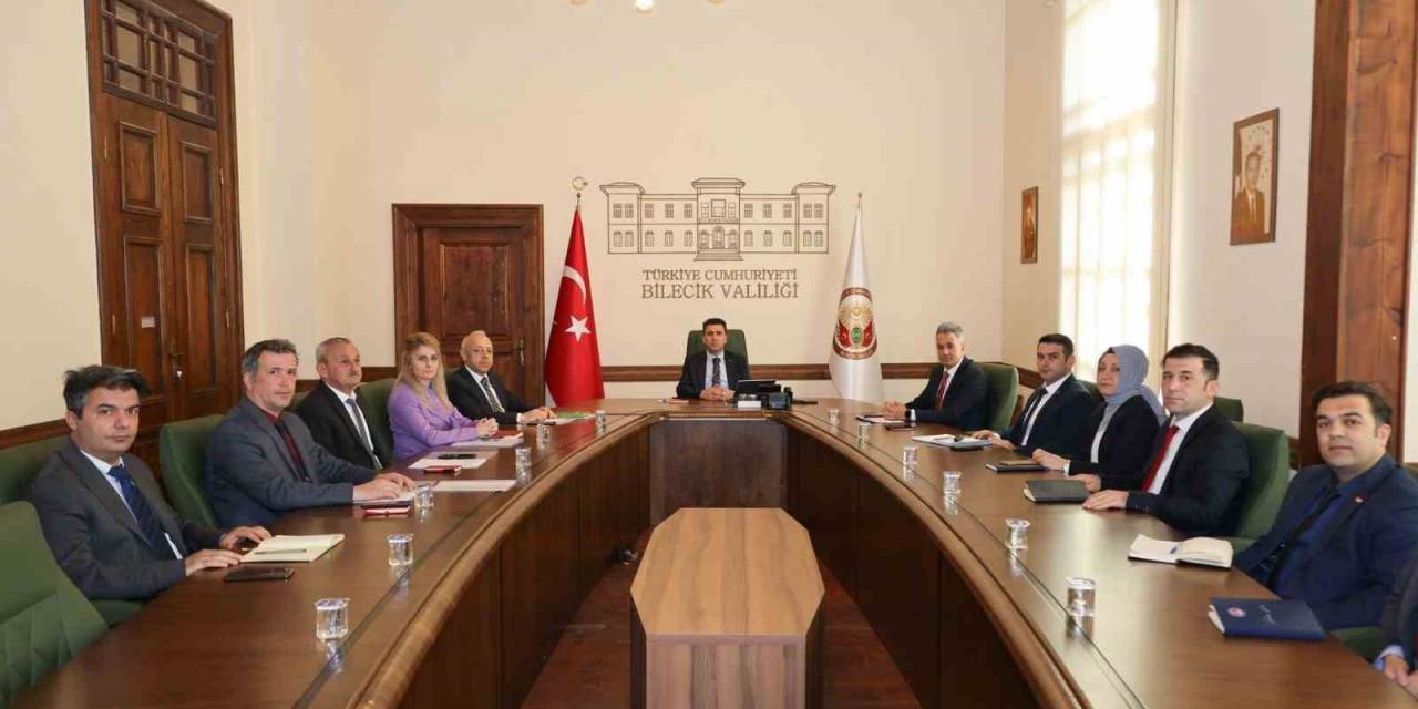 2 Bin 900 Çiftçi Ve 900 Üreticiye Tarım Desteği Verilmesi Hedeflendi