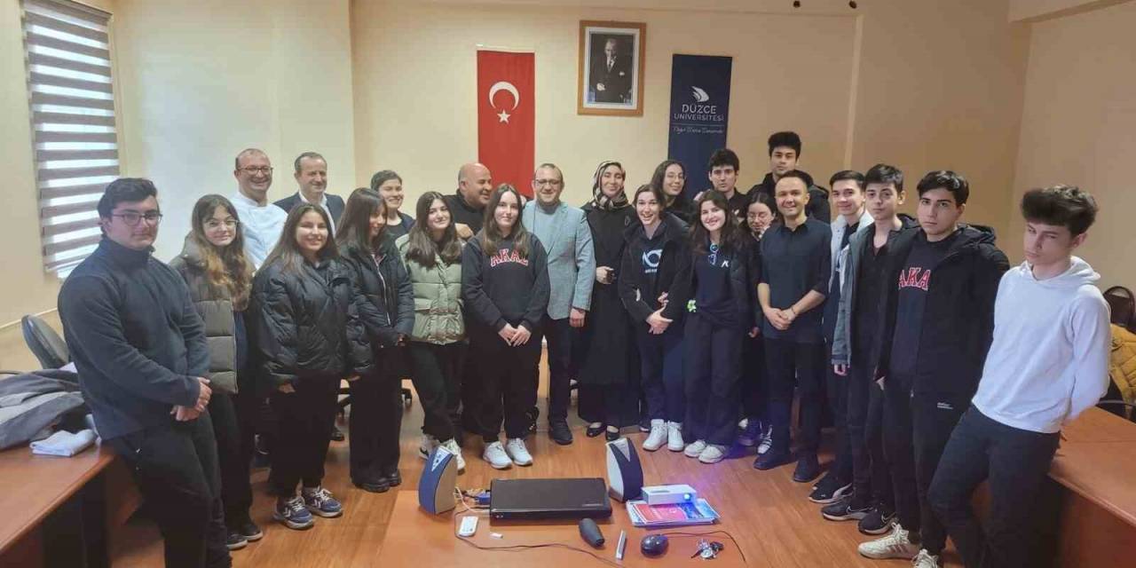 Öğrencelere Sağlıklı Yaşam Ve Beslenme Eğitimi