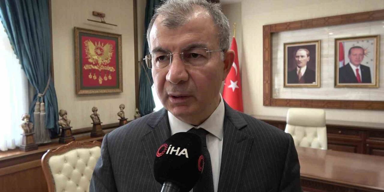 Amasya Valisi Doruk’tan Destici’nin Makam Aracını Taşıyan Çekicinin Yanmasıyla İlgili Açıklama: “Yangın İnceleniyor”