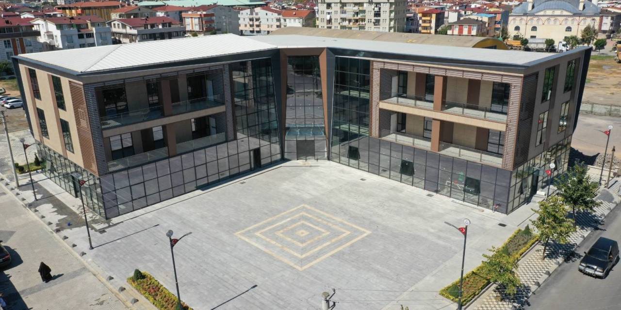 İhtiyaç Sahipleri Bu Marketten Ücretsiz Faydalanacak