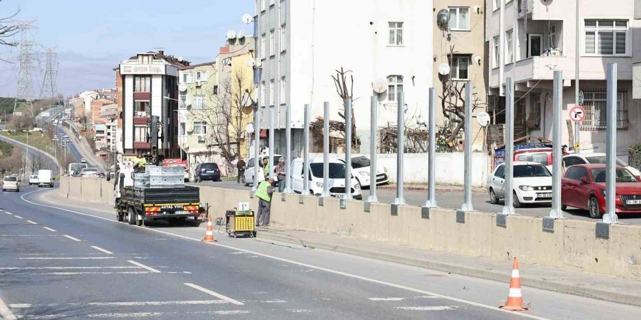Sultangazi Belediyesi’nden Gürültü Bariyeri Çalışması