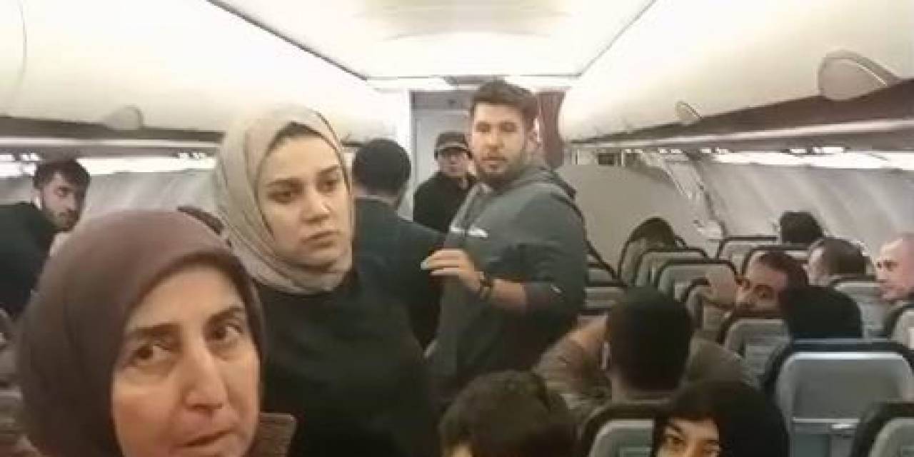Anadolujet Uçağında Panik: ’’bu Uçakla Uçmak İstemiyorum’’