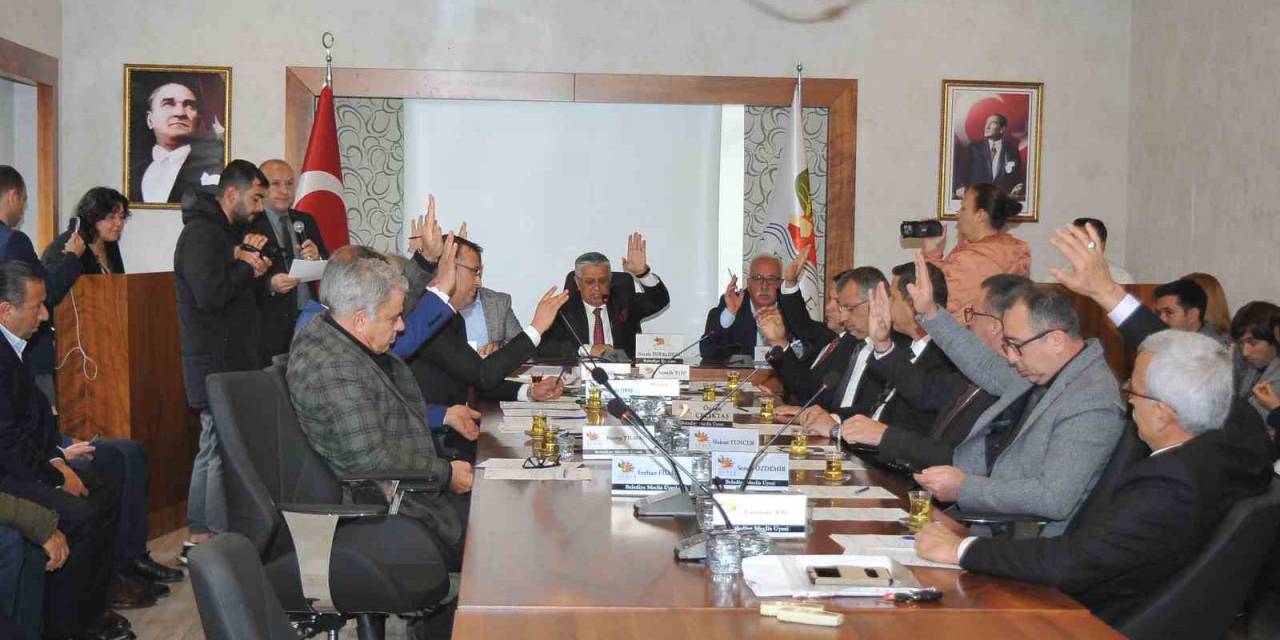 Başkan Topaloğlu: “Bu Sene 350 Bin İngiliz Turist Bekliyoruz”