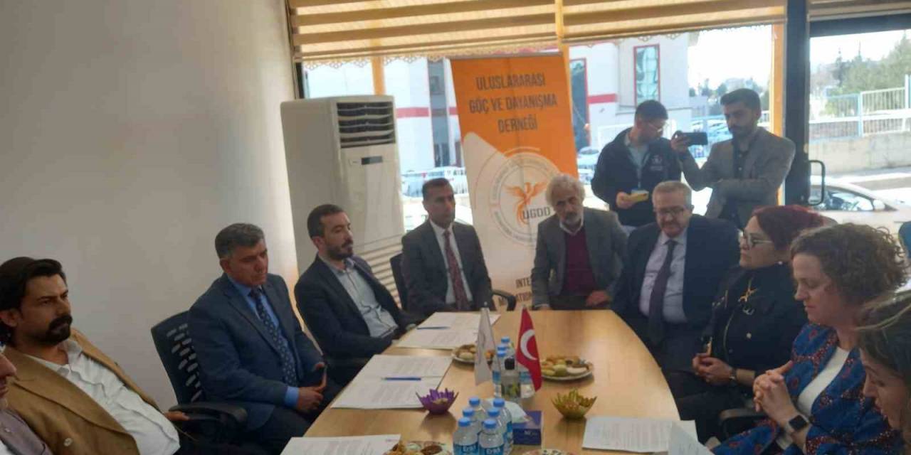 Uluslararası Göç Ve Dayanışma Derneği’nin Adıyaman Şubesi Açıldı