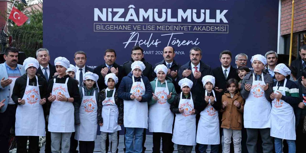 Bakan Tekin, Nizamülmülk Lise Medeniyet Akademisi’nin Açılışını Yaptı