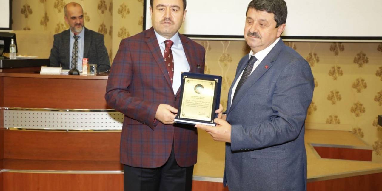 Kütahya İl Genel Meclisi Üyelerine Teşekkür Plaketi