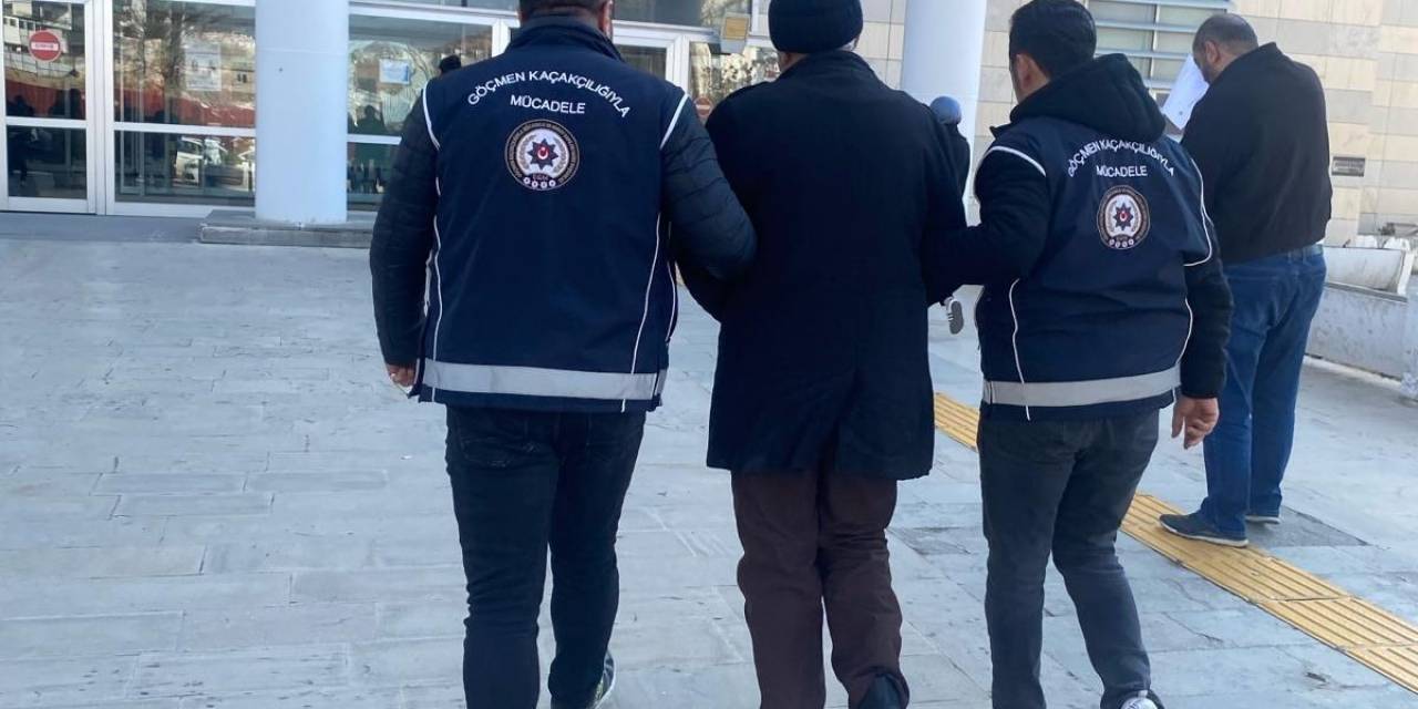 Elazığ’da Yakalanan Göçmen Kaçakçısı Tutuklandı
