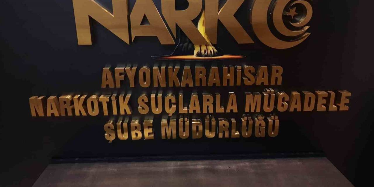 Sanayi Sitesindeki Dükkana Uyuşturucu Baskını