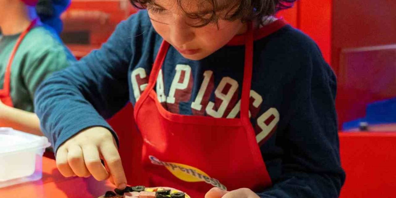 Superfresh, Çocukların ‘Pizza Aşkı’nı Kutladı