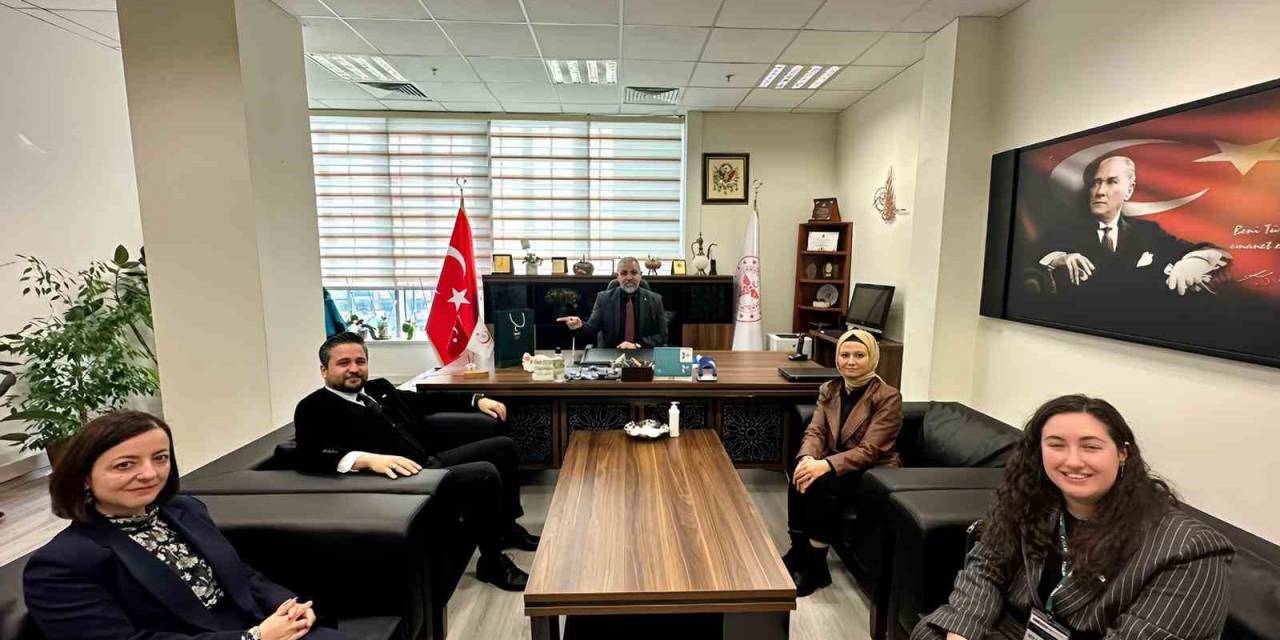 ‘Yeşilay Haftası’nda Bağımlılıkla Mücadele Faaliyetleri İstişare Edildi