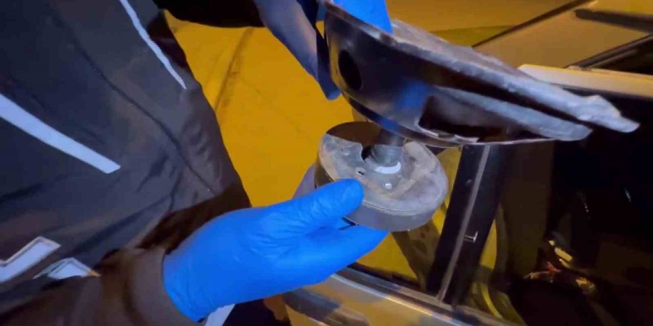 Hoparlörden Uyuşturucu Çıktı