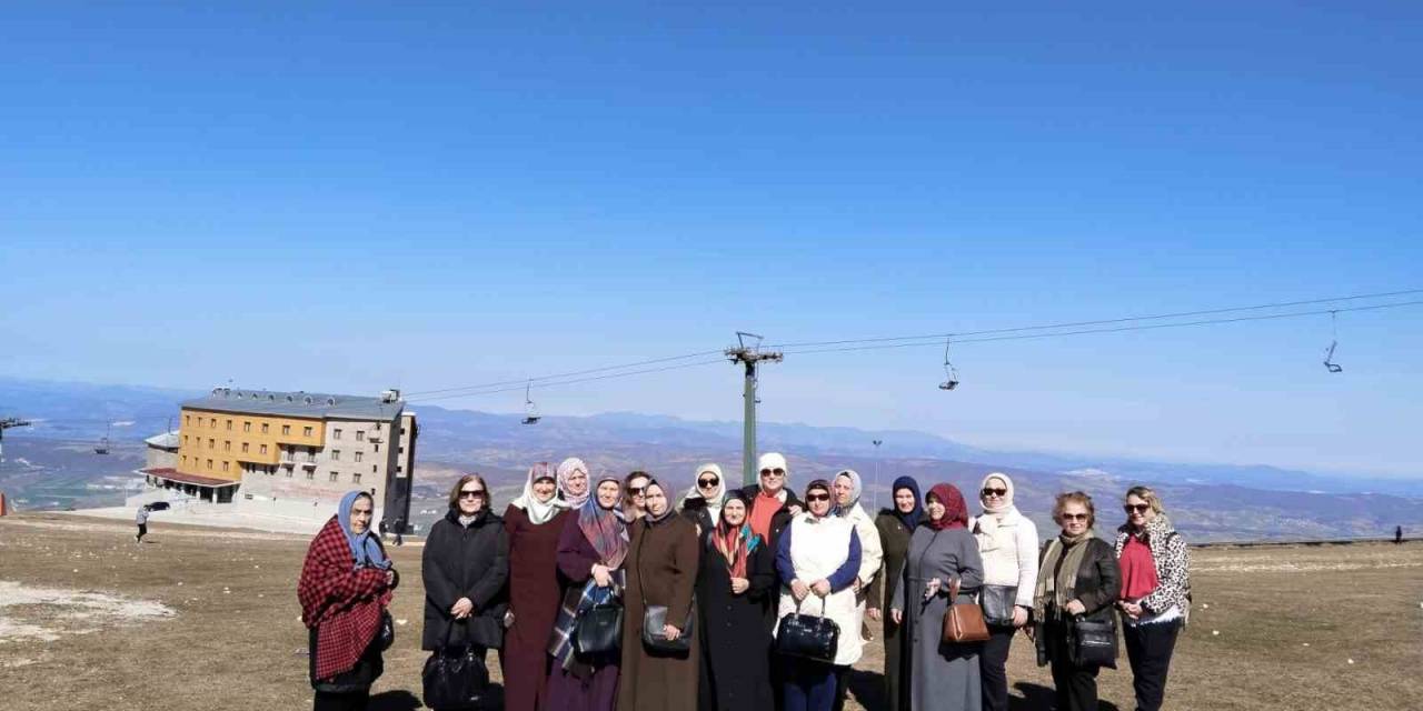 Kadın Kursiyerlere Akdağ Gezisi