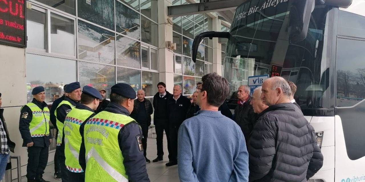 Jandarma Trafikte Affetmedi: 773 Aracı Trafikten Men Etti