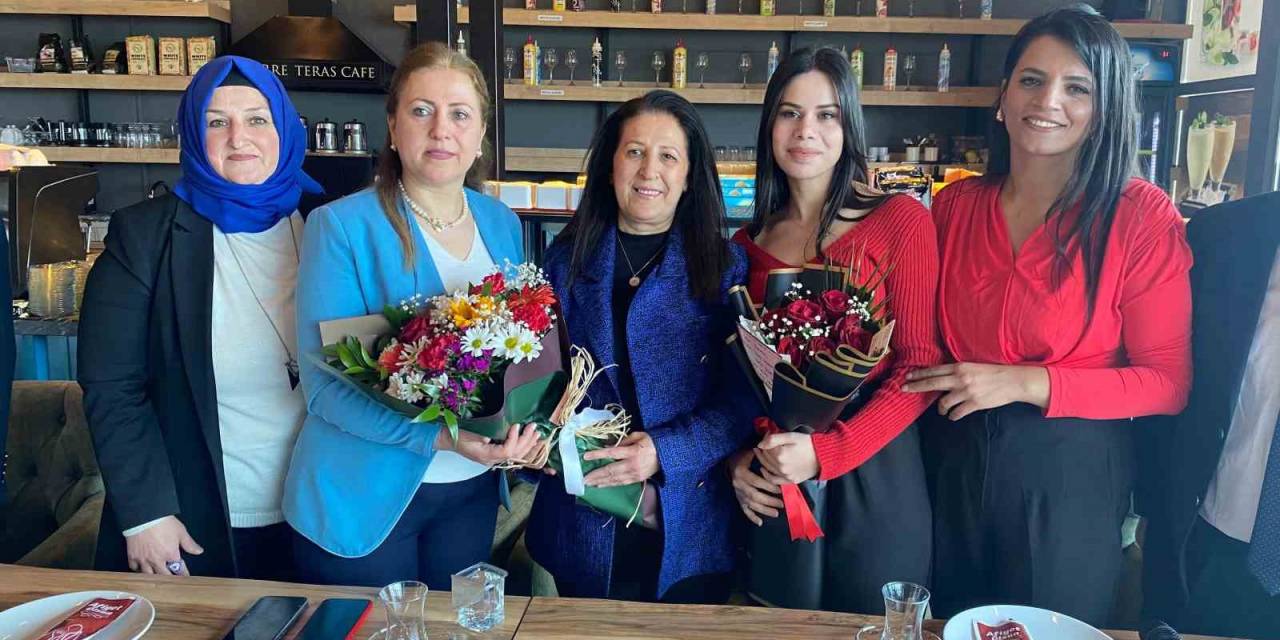 Başkan Günay: “Kadınlar, Yıkıldığında Küllerinden Doğan Anka Kuşu Gibidir”