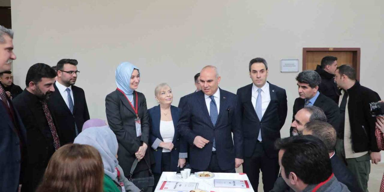 Ağrılı Kadınlar “Anne Akademisi” İle Güçlenecek