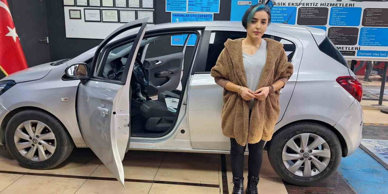 6 Ay Önce Aldığı Otomobili Tamirciye Götüren Sağlıkçıya "Ağır Hasarlı" Şoku: Hava Yastığı Yerine Köpük Çıktı