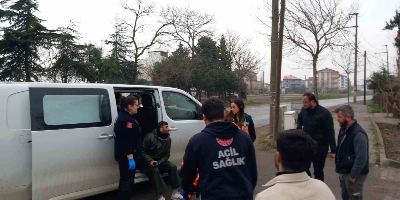 Kaygan Zeminde Devrilen Motosikletli Yaralandı