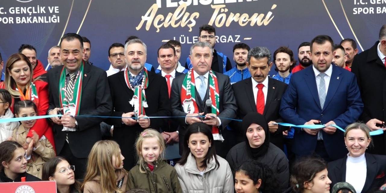 Gençlik Ve Spor Bakanı Bak: "bize Dediler Ki ’siz Uçak Yapamazsınız’, Yaptık Uçuyor, Kaan Uçuyor”