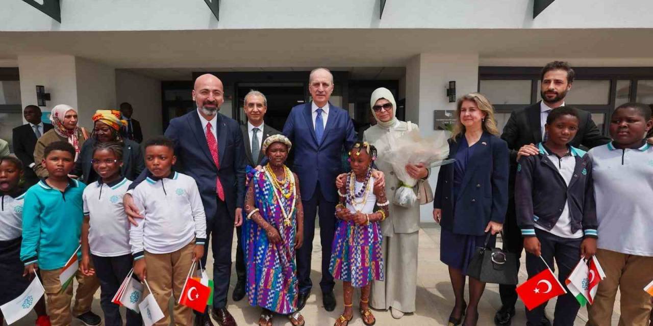 Tbmm Başkanı Kurtulmuş, Fildişi Sahili’nde Uluslararası Maarif Okullarını Ziyaret Etti