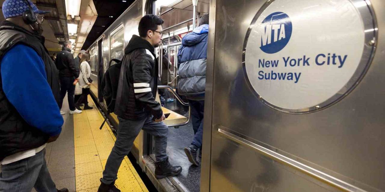 New York’ta Metrolarda Güvenlik Önlemleri Sıkılaştırılacak: 750 Ulusal Muhafız Görevlendirilecek
