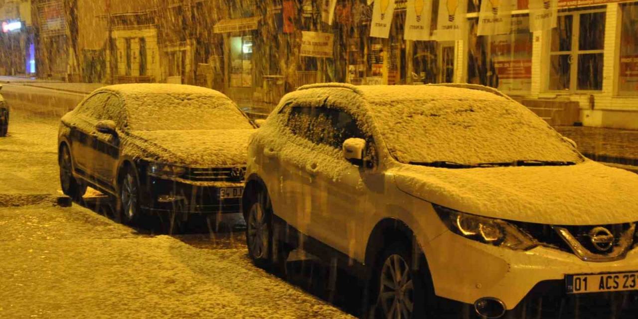 Kars’ta Yoğun Kar Yağışı
