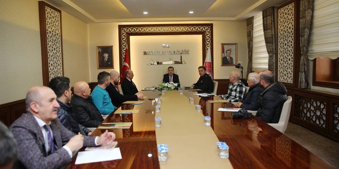 Bayburt’ta Güvenlik Bilgilendirme Toplantısı Yapıldı