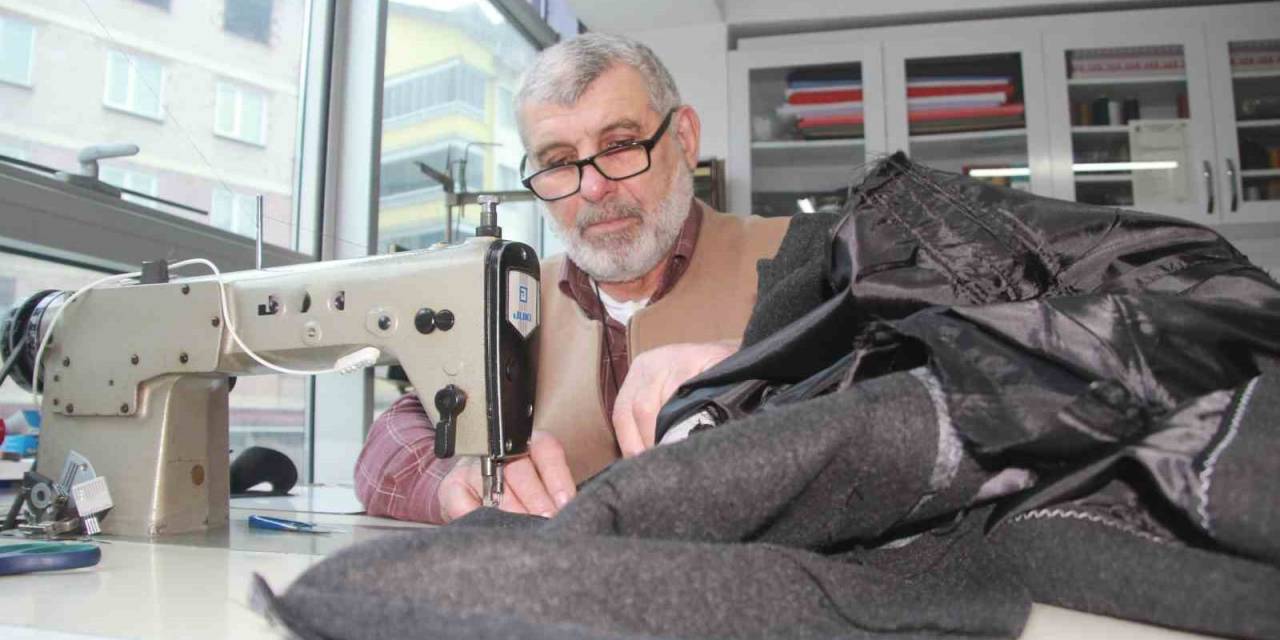 Kıbrıs Gazisi 55 Yıldır Terzilik Yapıyor