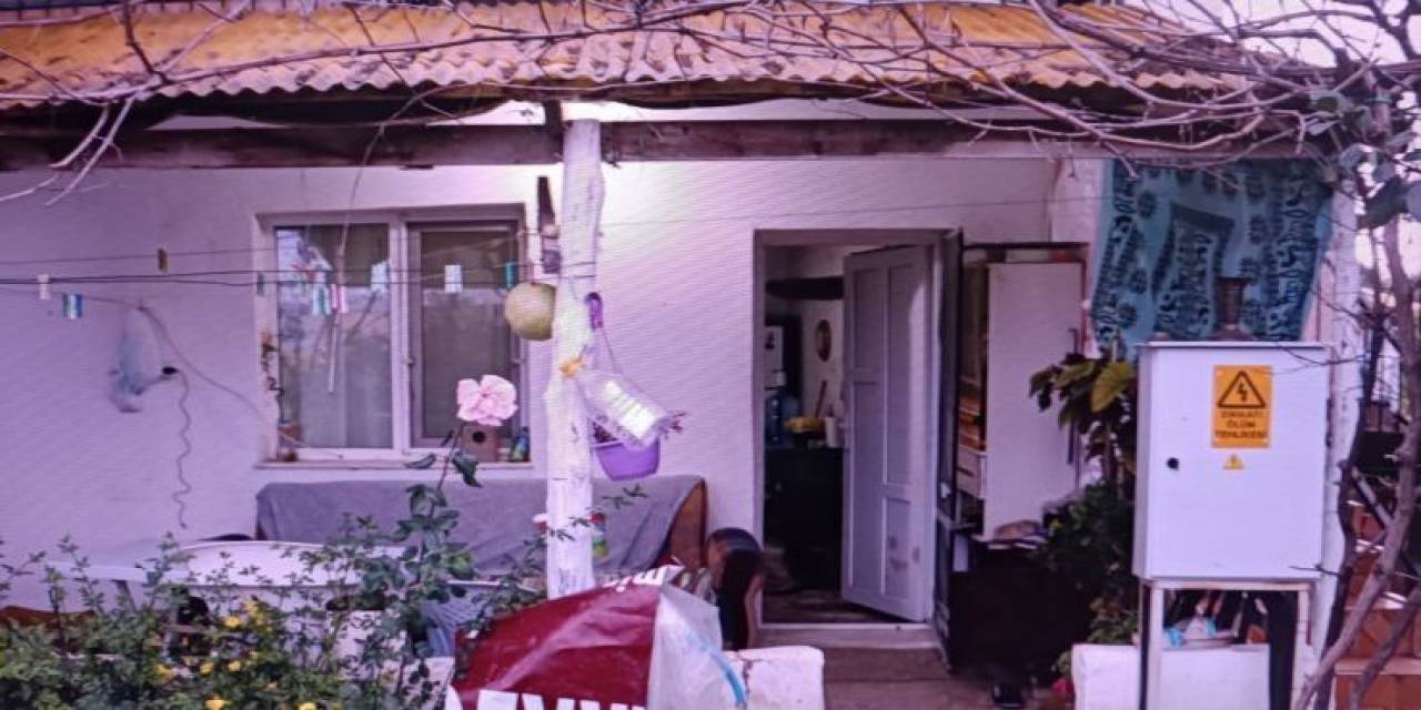 74 Yaşındaki Kadını Bıçaklayarak Öldüren Yabancı Uyruklu Kadın Tutuklandı