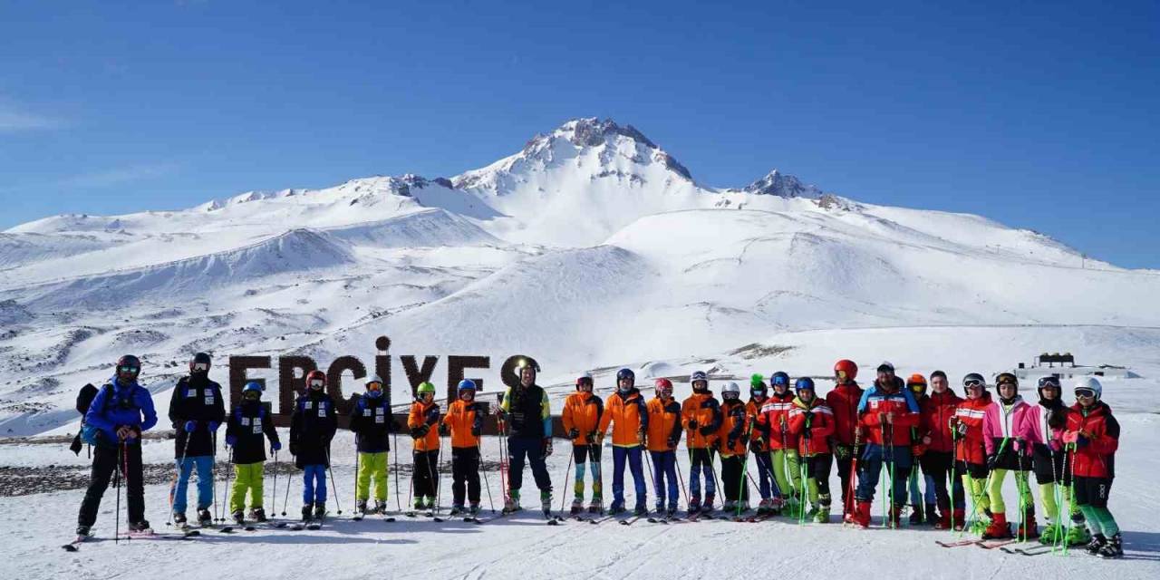 Türk Dünyası’ndan Sporcuları Buluşturan Erciyes Türksoy Kupası Tamamlandı