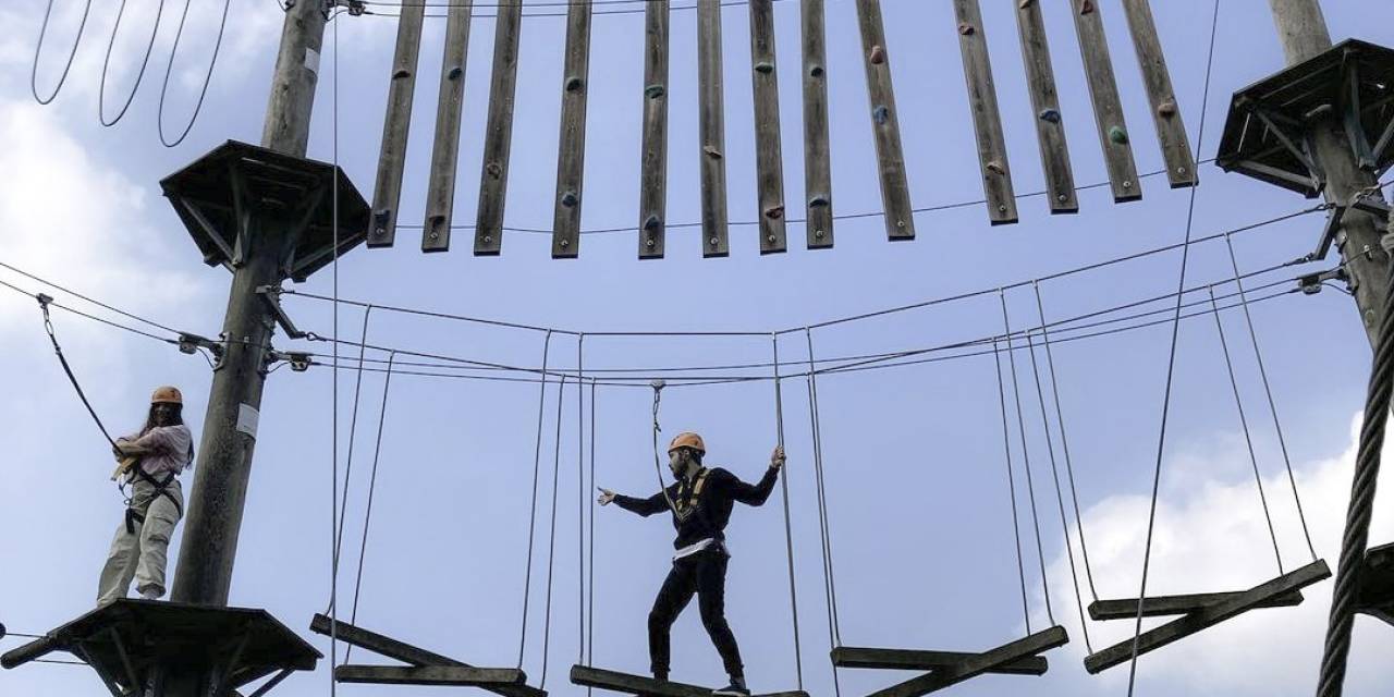 Üniversite Öğrencileri Macera Park’ta Cesaretlerini Test Ettiler