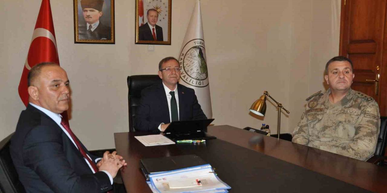 Kars’ta Asayiş Ve Güvenlik Toplantısı Yapıldı