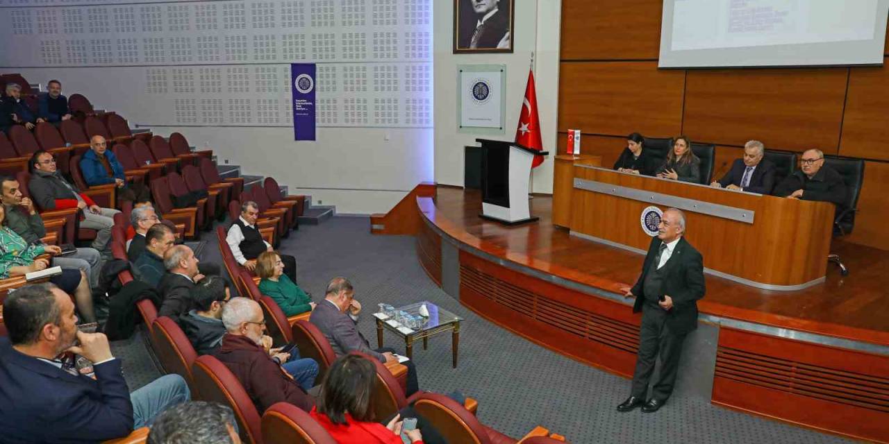 Atatürk Üniversitesinde 1004 Mükemmeliyet Merkezi Toplantısı Düzenlendi
