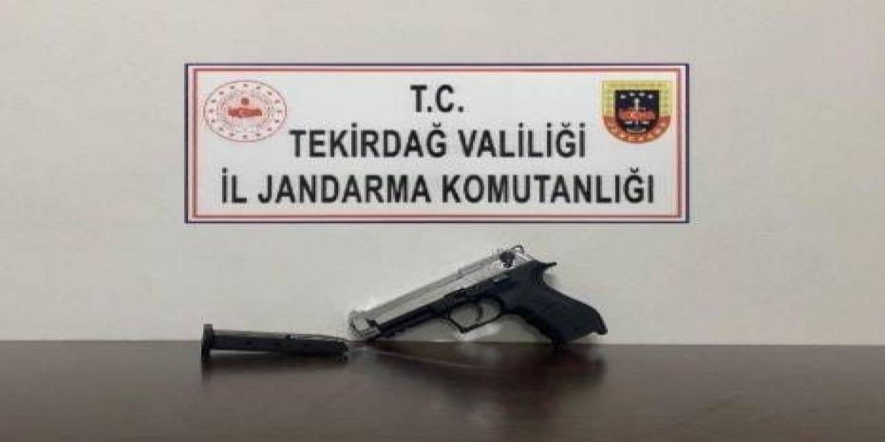 Üzerlerinden Tabanca Ele Geçirildi