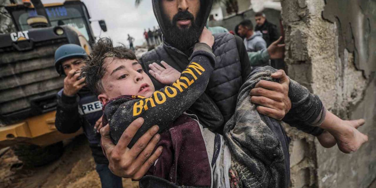 Gazze’de Can Kaybı 30 Bin 800’e Yükseldi