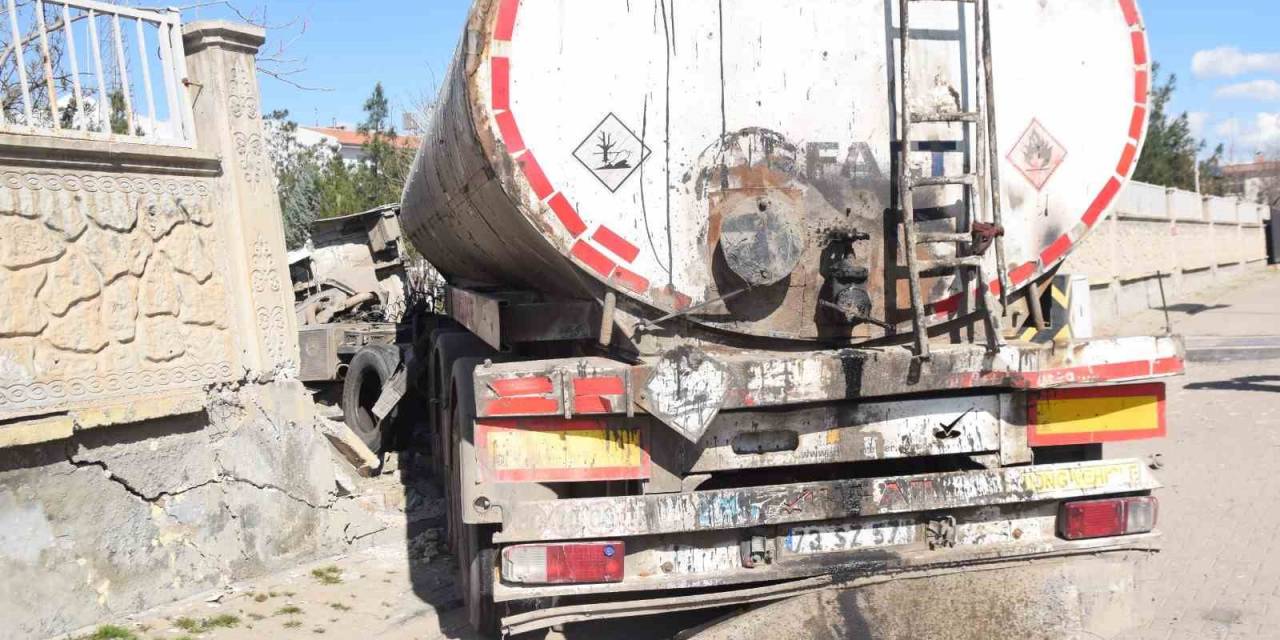 Şanlıurfa’da Trafik Kazası: 1 Ölü, 2 Yaralı