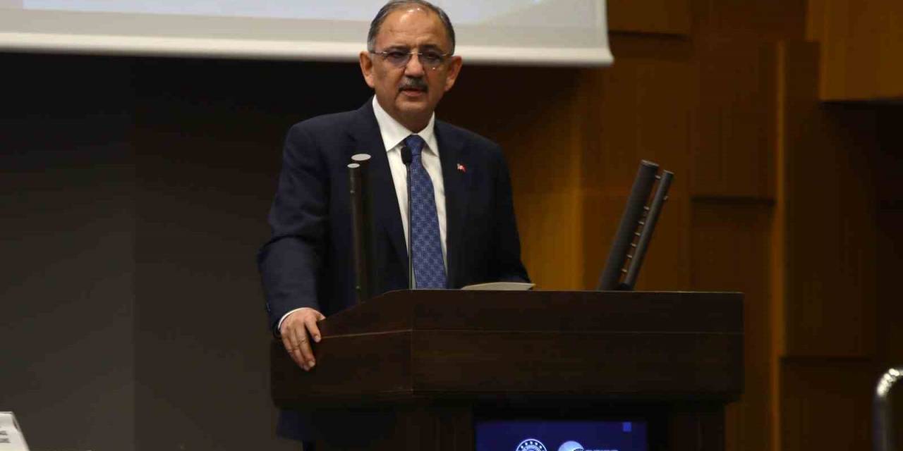 Bakan Özhaseki’den İzmir’e ’dünya Bankası’ Müjdesi