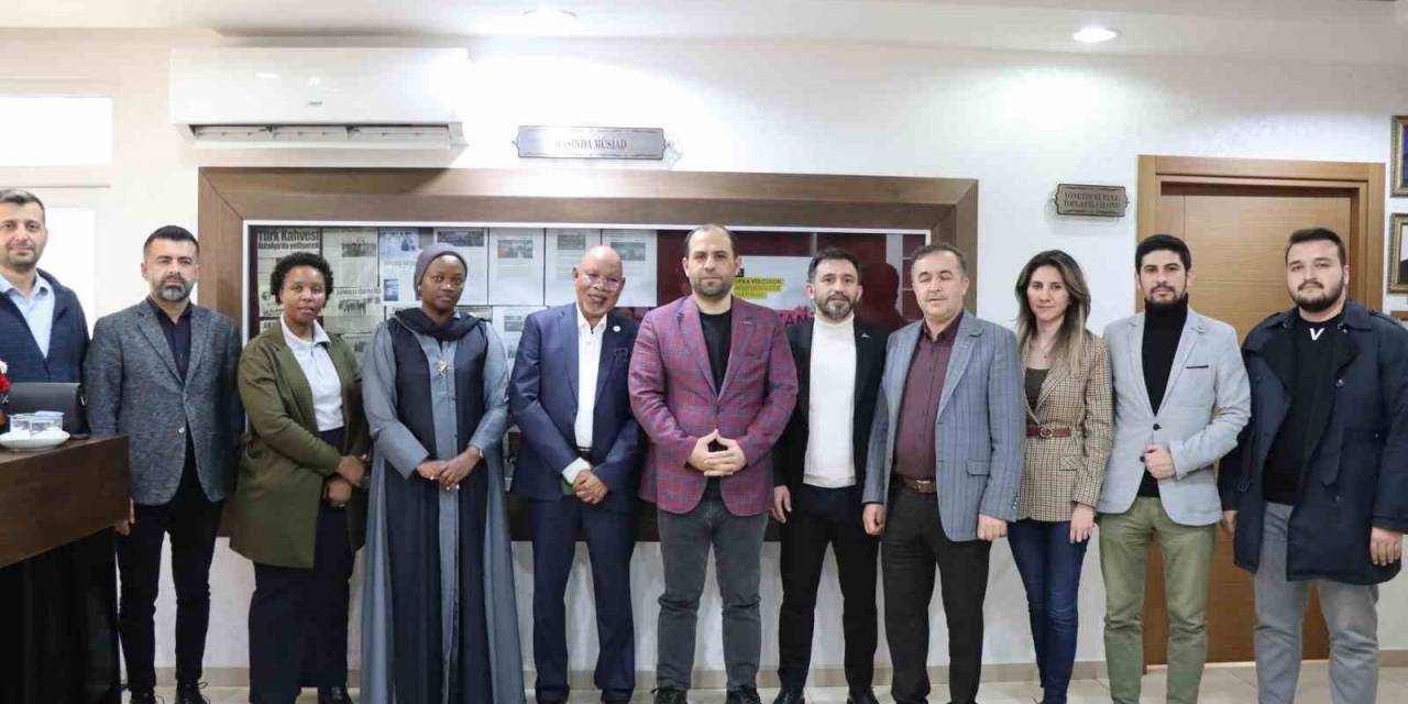 Uganda Dışişleri Bakanı’ndan İş Adamlarına Yatırım Daveti