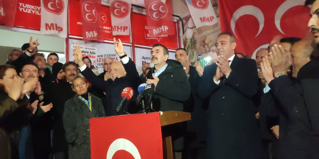 Milli Eğitim Bakanı Tekin, Baba Ocağında Cumhur İttifakı Adayına Destek İstedi