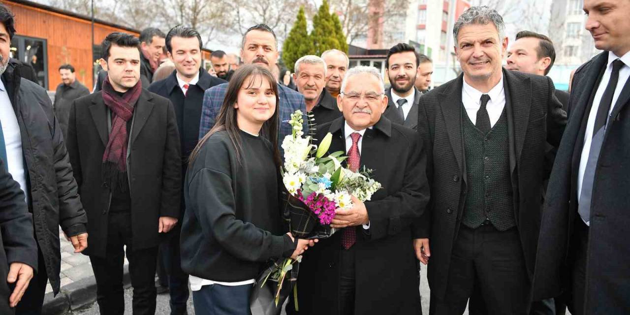 Başkan Büyükkılıç’tan Spor Şehrine Yakışır Kayseri’de Amatör Spora Bir Destek Daha