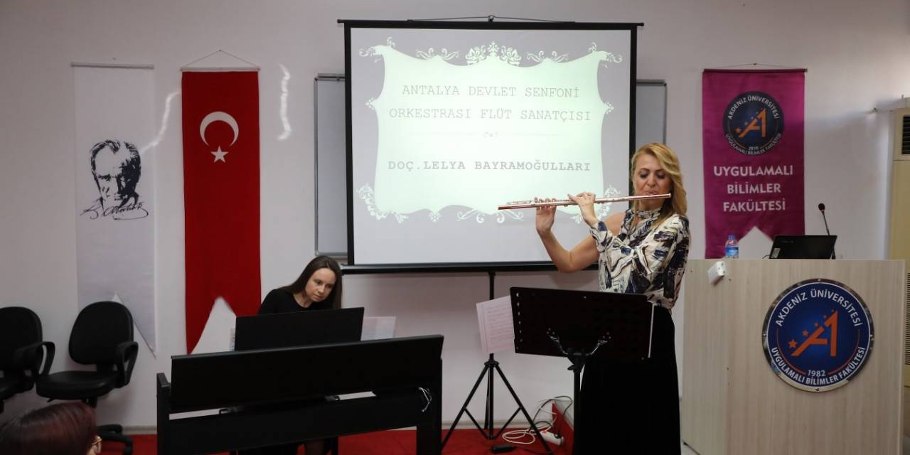 Flüt Sanatçısı Lelya Bayramoğulları’ndan Aü’de Konser