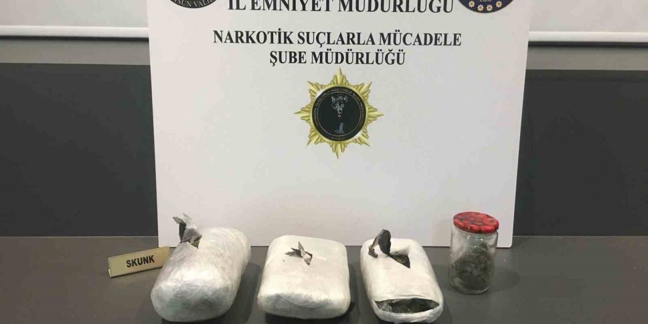 Kargo Yoluyla Uyuşturucu Sevkiyatına 3 Gözaltı