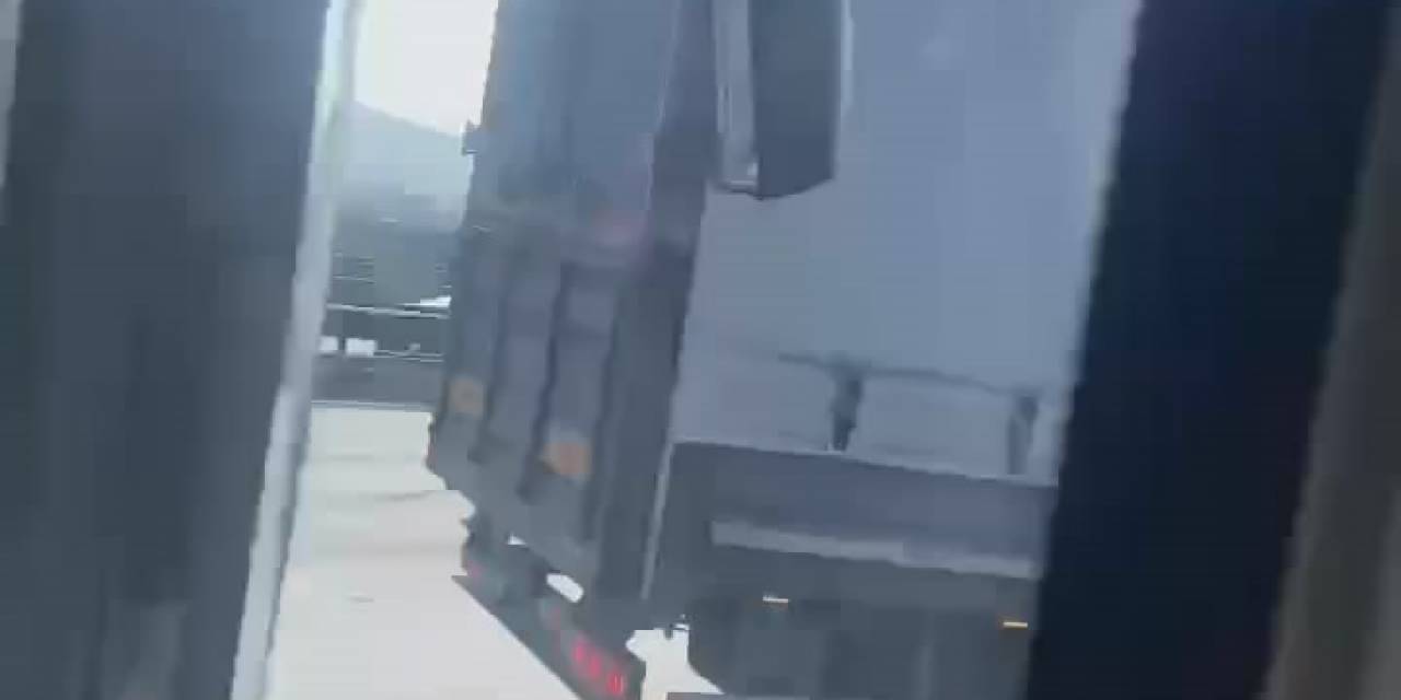 Bursa’da Sürücüsüyle Tartıştığı Otobüsü 7 Kilometre Takip Ederek Önüne Kırdı