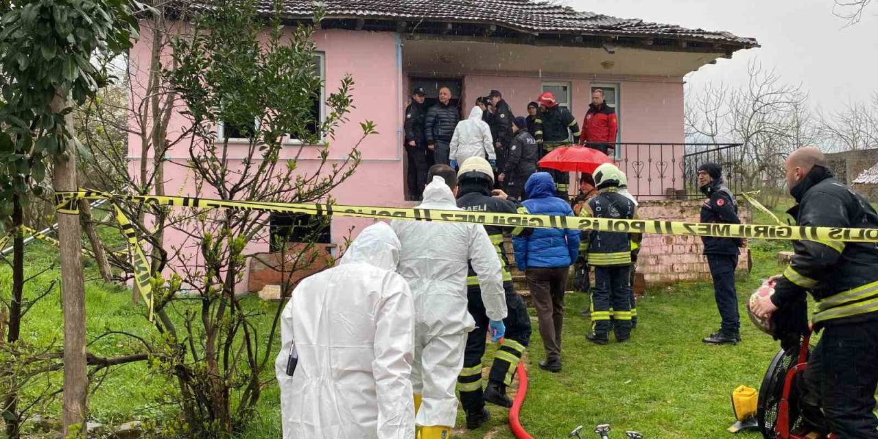 Evde Çıkan Yangın Sonu Oldu