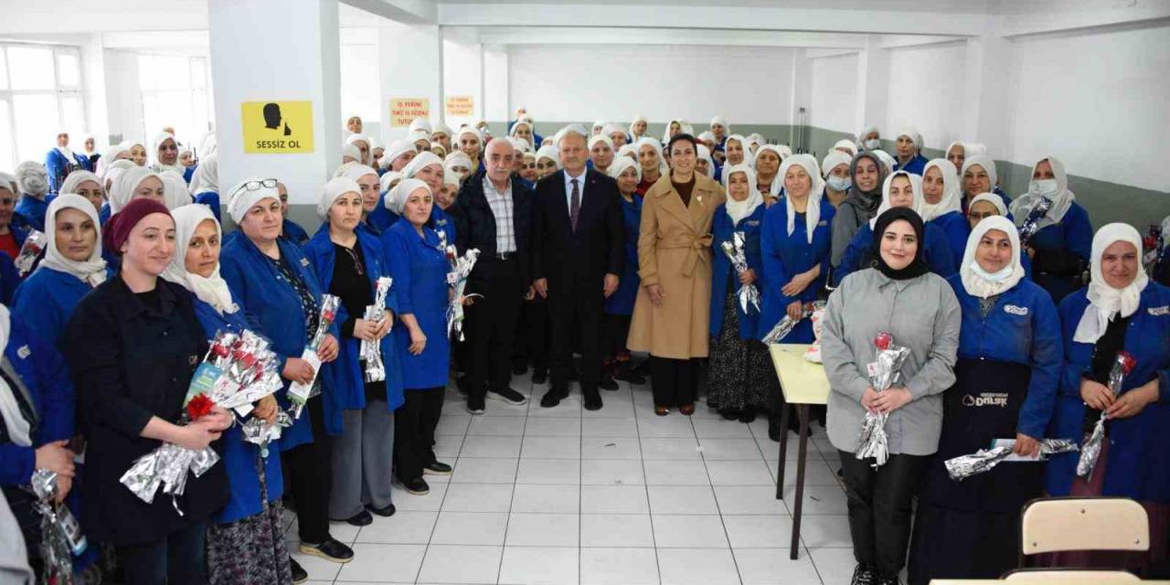 Tavlı: “Cumhurbaşkanımız, Demokrasinin Öznesi Olarak Kadınlarımızı Göstermiştir”